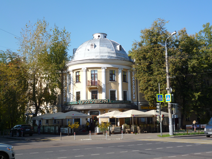 Комплекс жилых домов на Октябрьском поле)